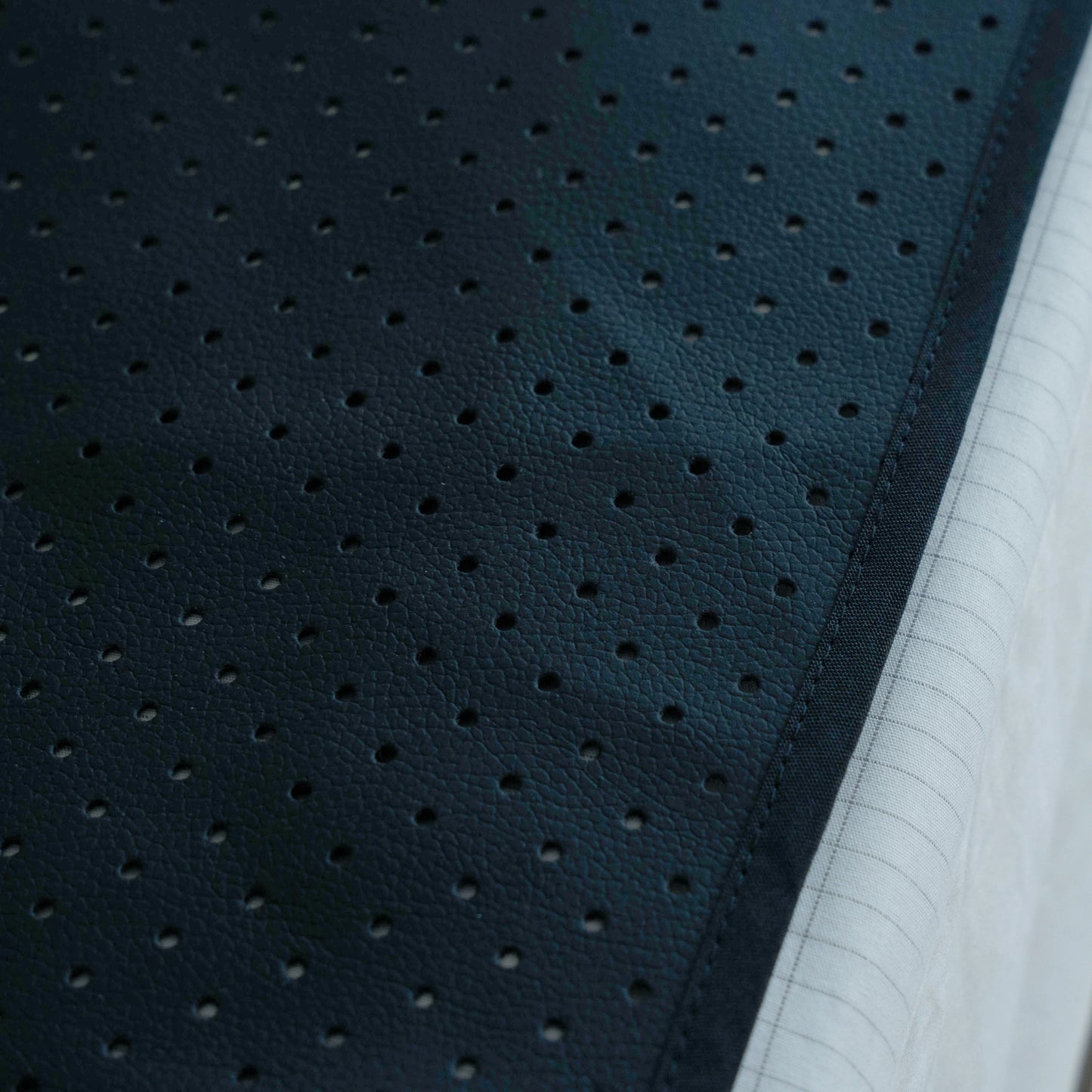 Grounding Leather Mattress Grounding sleep mat Conductive Leather Earthing mattress pad for Better Sleep Reduce Stress